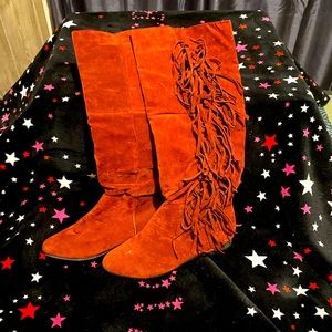 Suzy Shier ladies boots new with tags